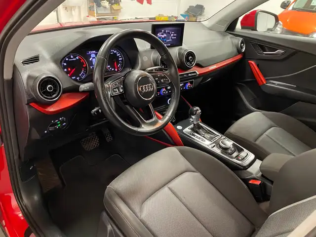 Audi Q2 view 13