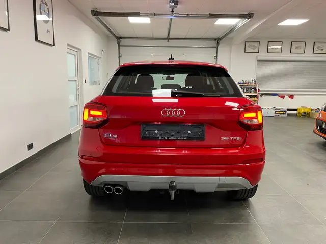 Audi Q2 view 5