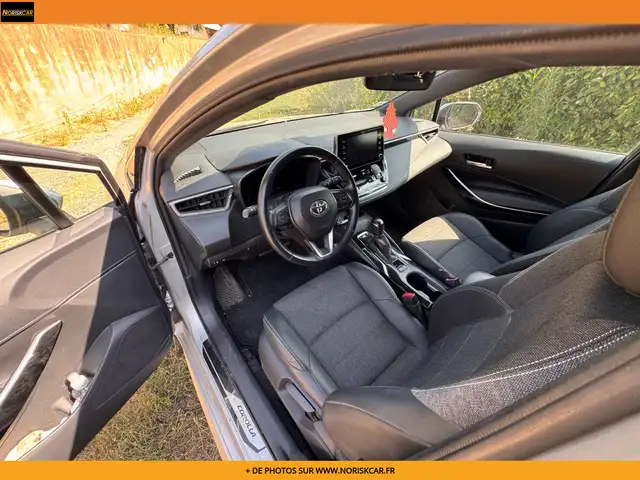Toyota Corolla view 6