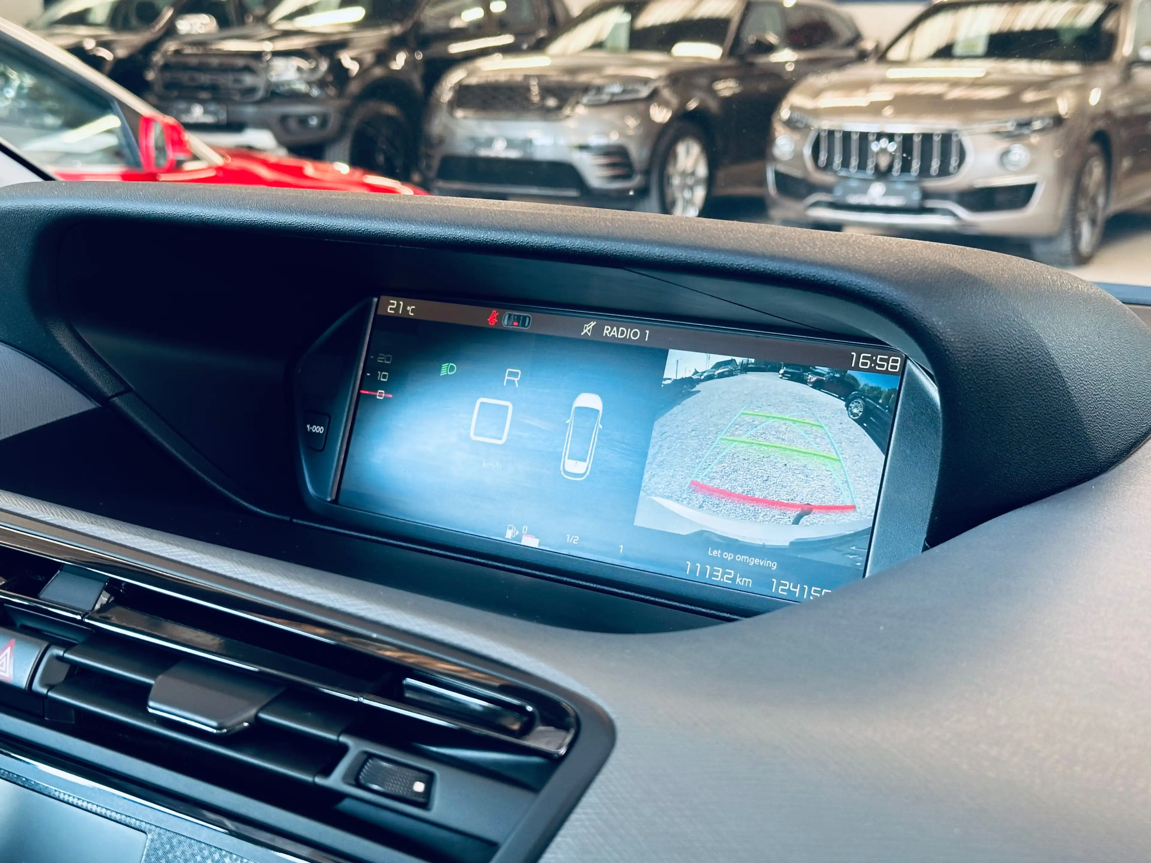 Citroen C4 Picasso 1.2 BOITE AUTO CAMERA NAVI CLIM PDC BLUETOOTH — photo 13