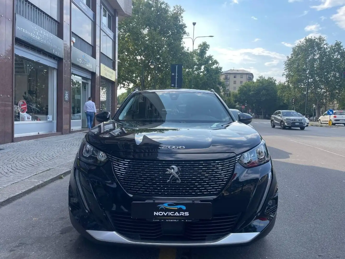 Peugeot 2008 2008 II 1.2 puretech Active Pack 100cv Nero - 2