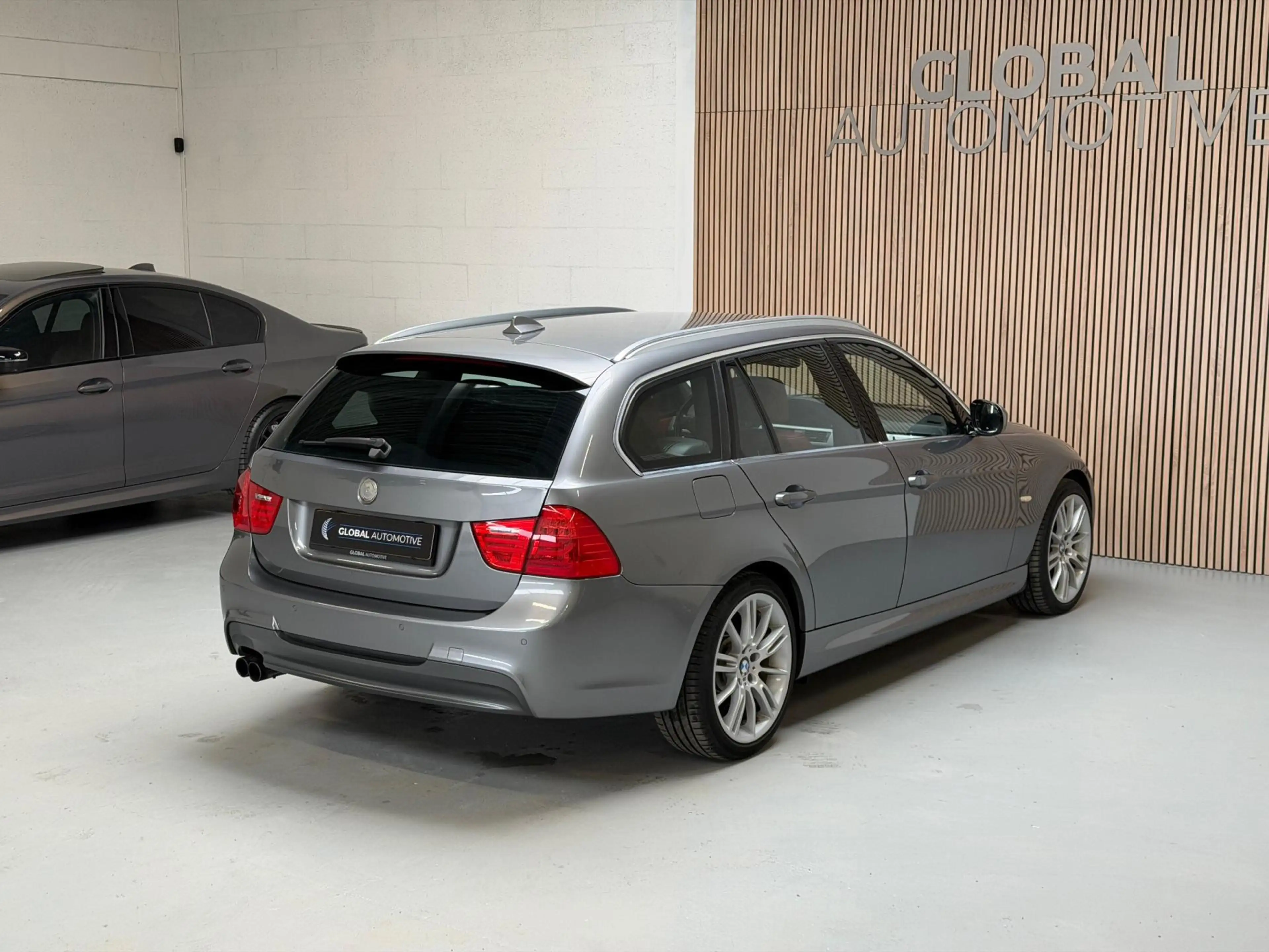 BMW 325 3-serie Touring 325xi LCI - 6 CILINDER - AUTOMAAT — photo 6