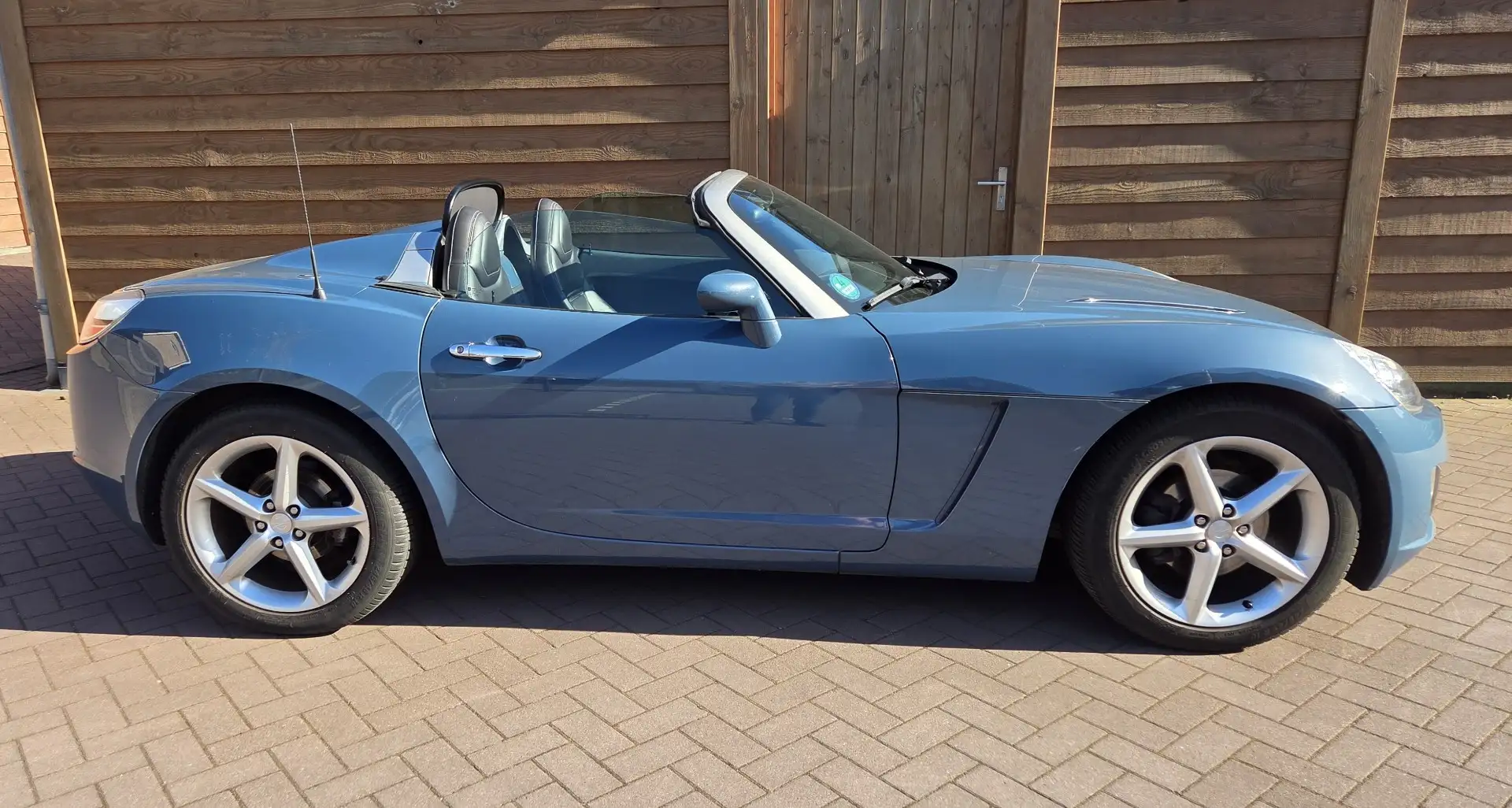 Opel GT 2.0 Turbo ECOTEC Blauw - 2