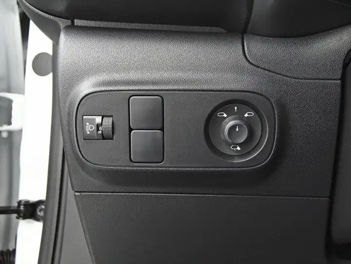 Citroën C3 1.2 PureTech S&S 6v SHINE 2023, foto 16