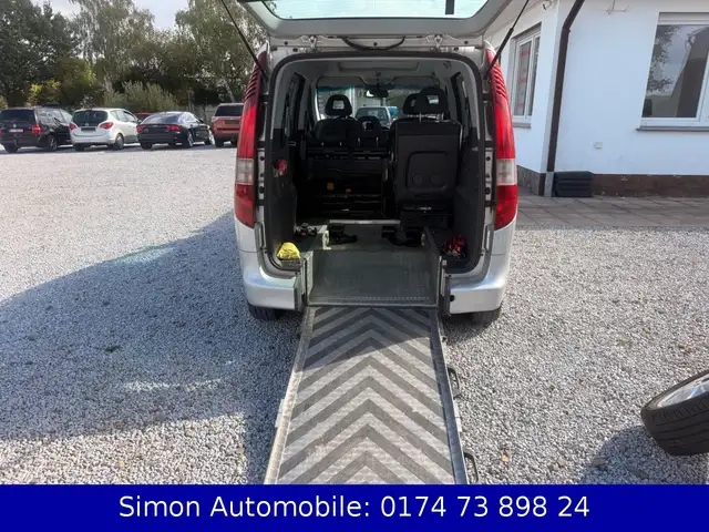 Mercedes-Benz Vaneo Behindertengerecht -Rampe