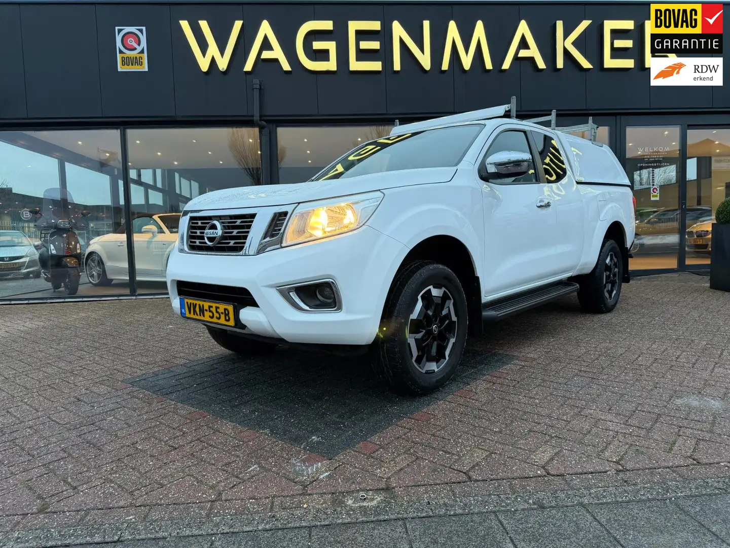 Nissan Navara 2.3 dCi N-Connecta King Cab NAVI|CAM|Cruis|NAP Blanc - 1