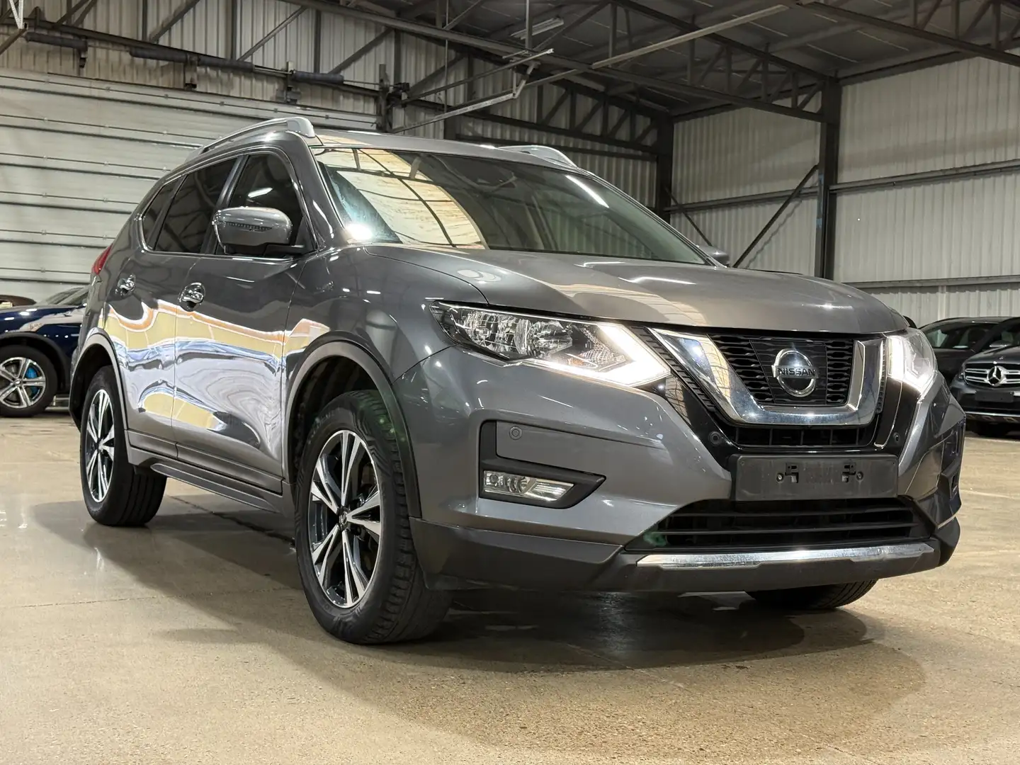 Nissan X-Trail X-Trail 1.6 dCi Tekna Zilver - 1