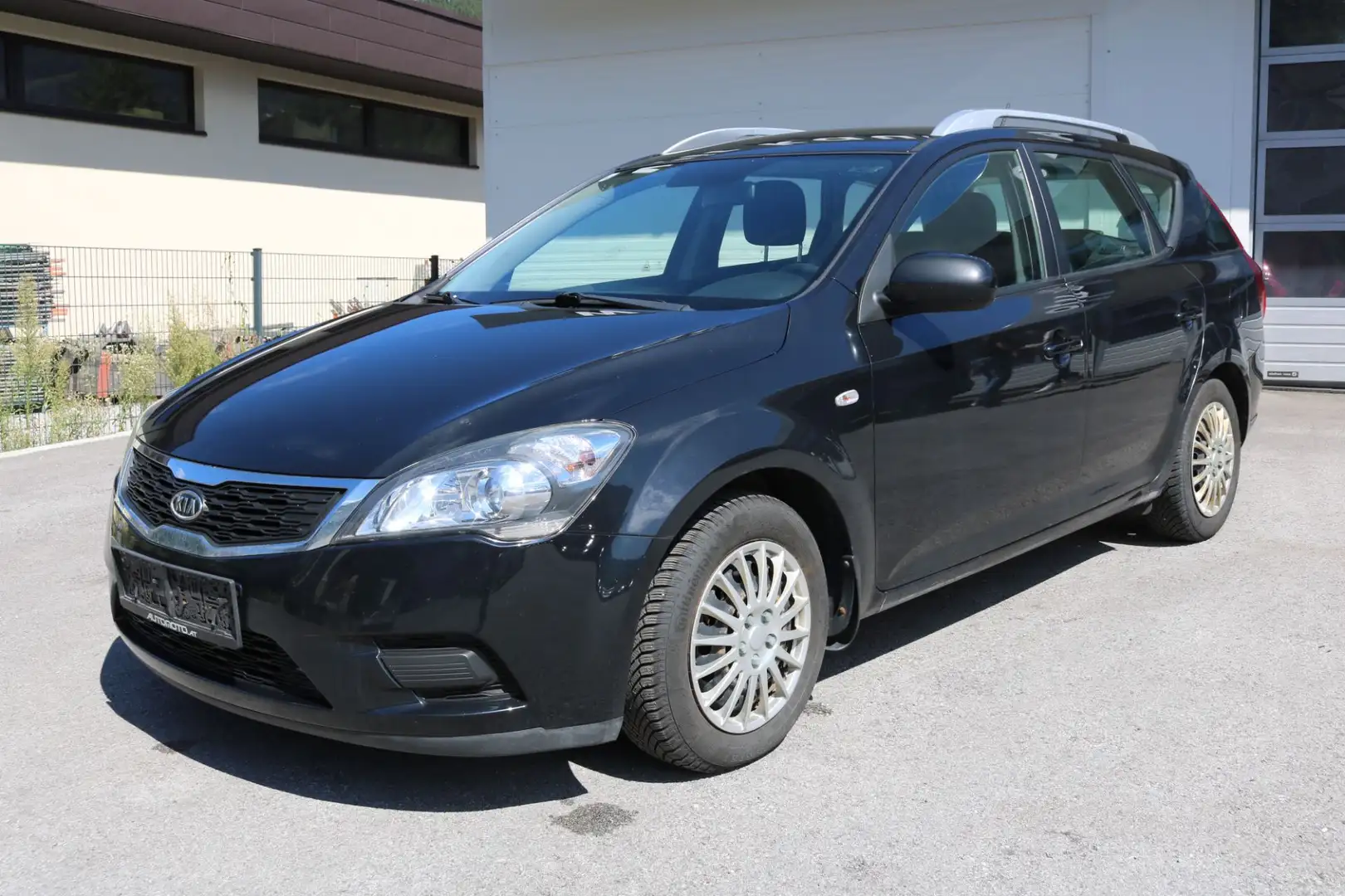 Kia Ceed SW / cee'd SW ceed SW 1,4 CVVT Cool ISG Schwarz - 1