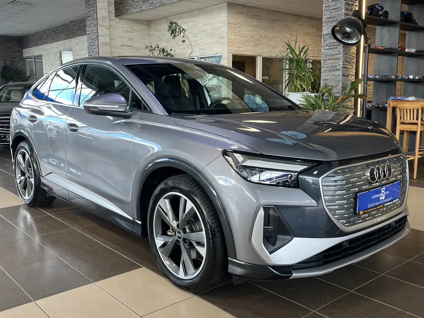 Audi Q4 e-tron S-line Sportback Sonos-Sound MMI-Navi Gris - 1