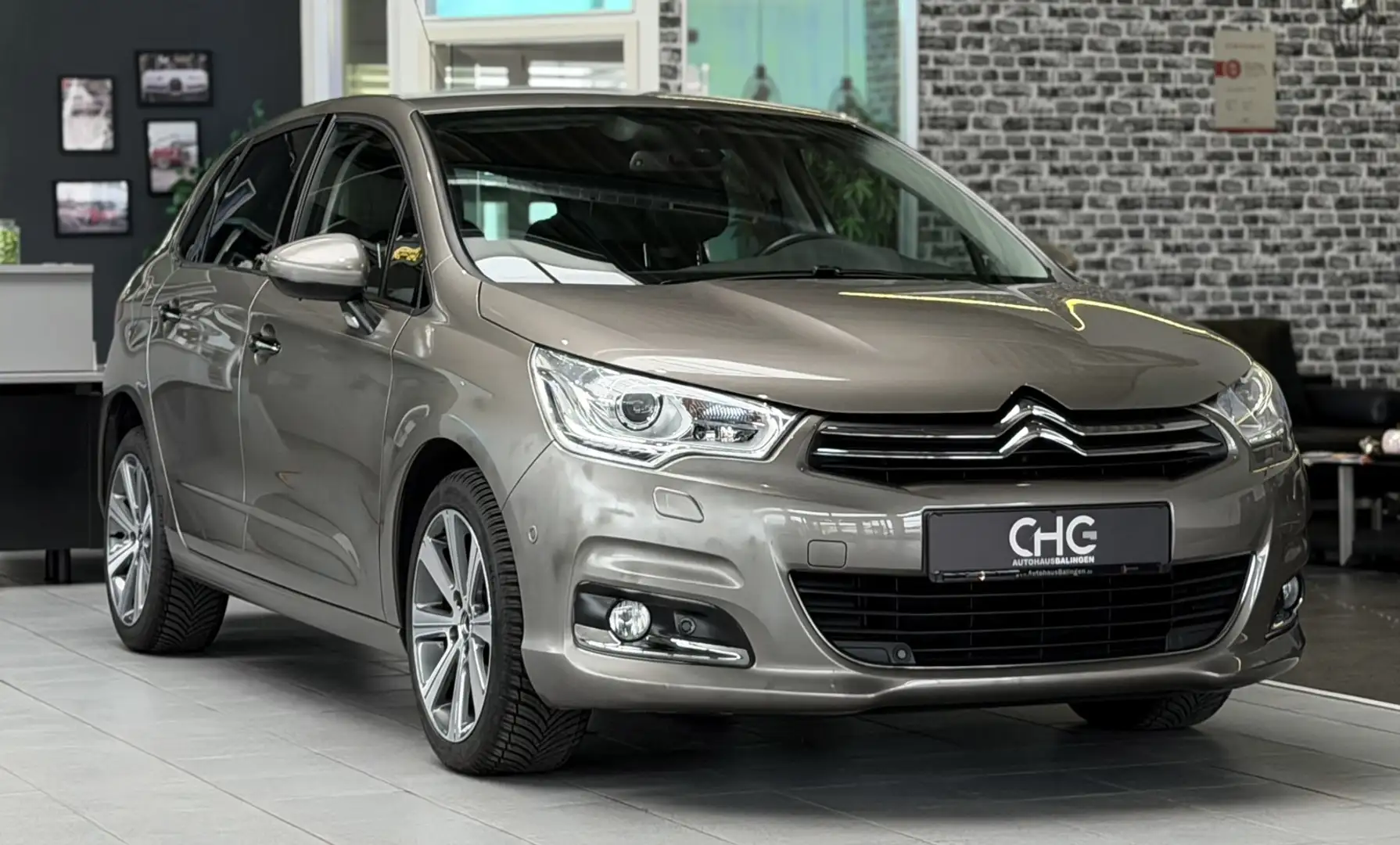 Citroen C4 Shine NAVI|SHZ|PDC|XENON|MEMORY|MASSAGE| Grau - 1