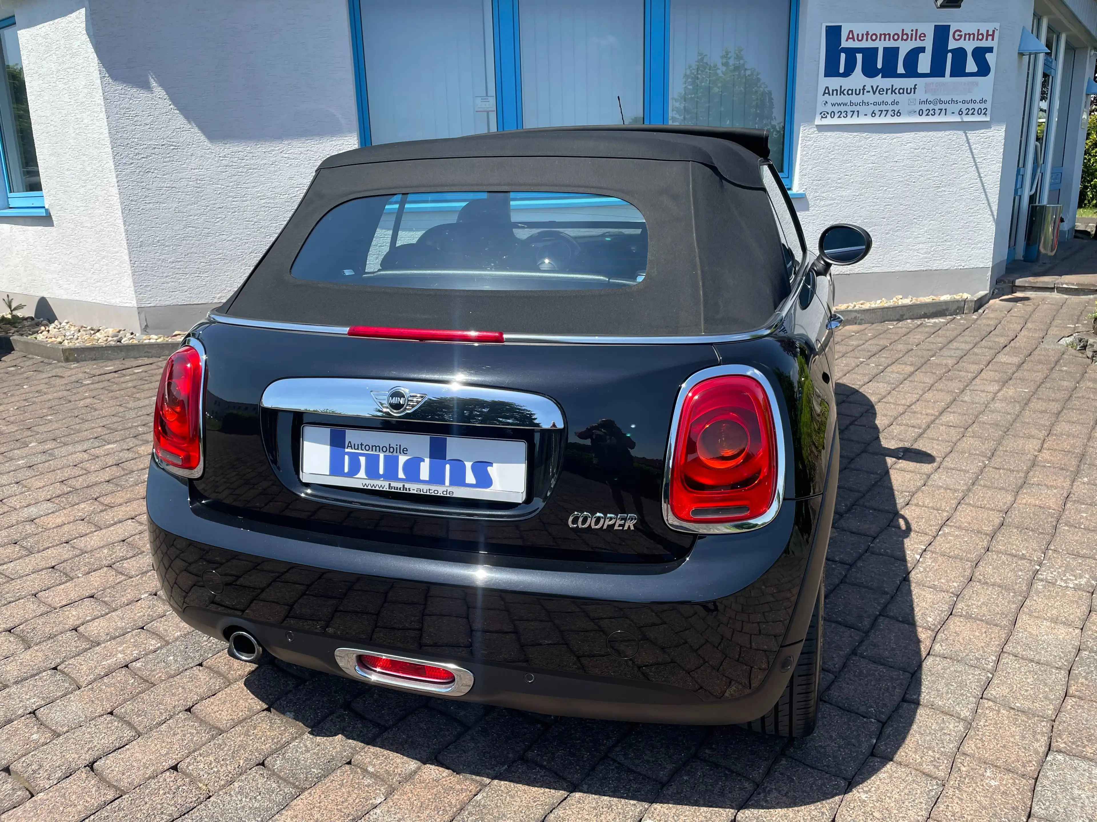 MINI Cooper Cabrio LED Teilleder Sportsitze Navi 17" — photo 4