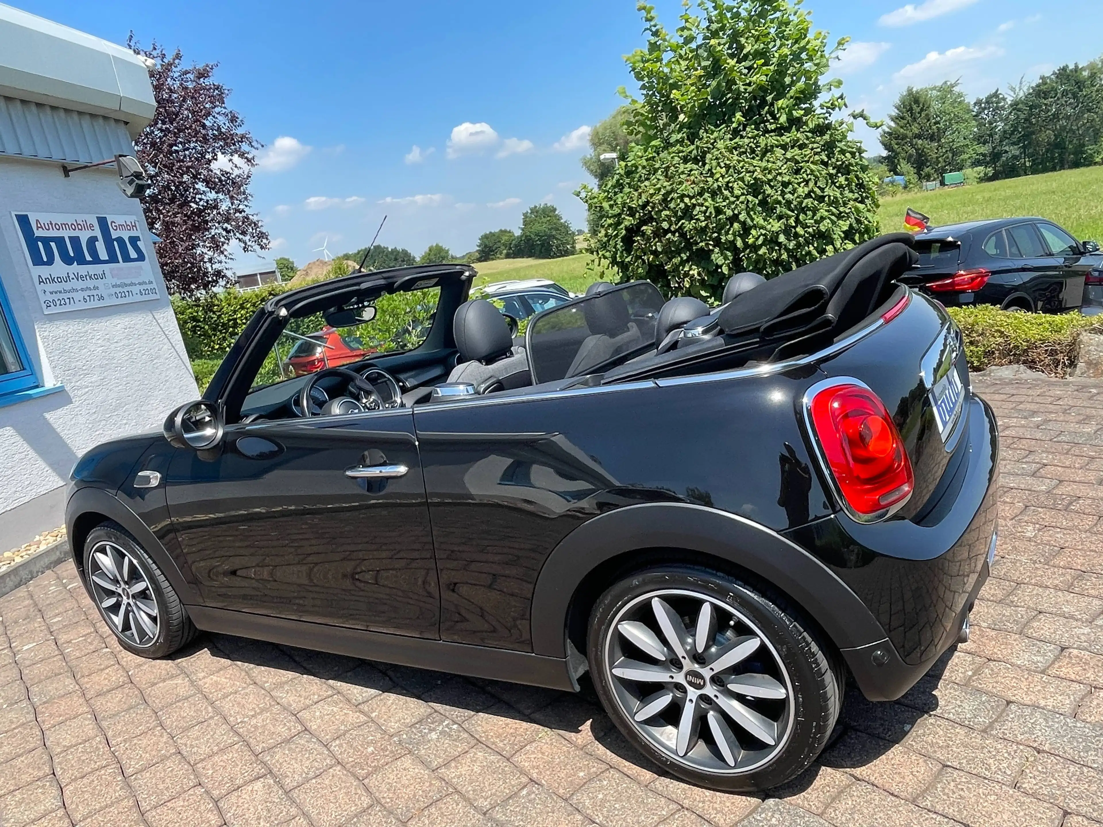 MINI Cooper Cabrio LED Teilleder Sportsitze Navi 17" — photo 10
