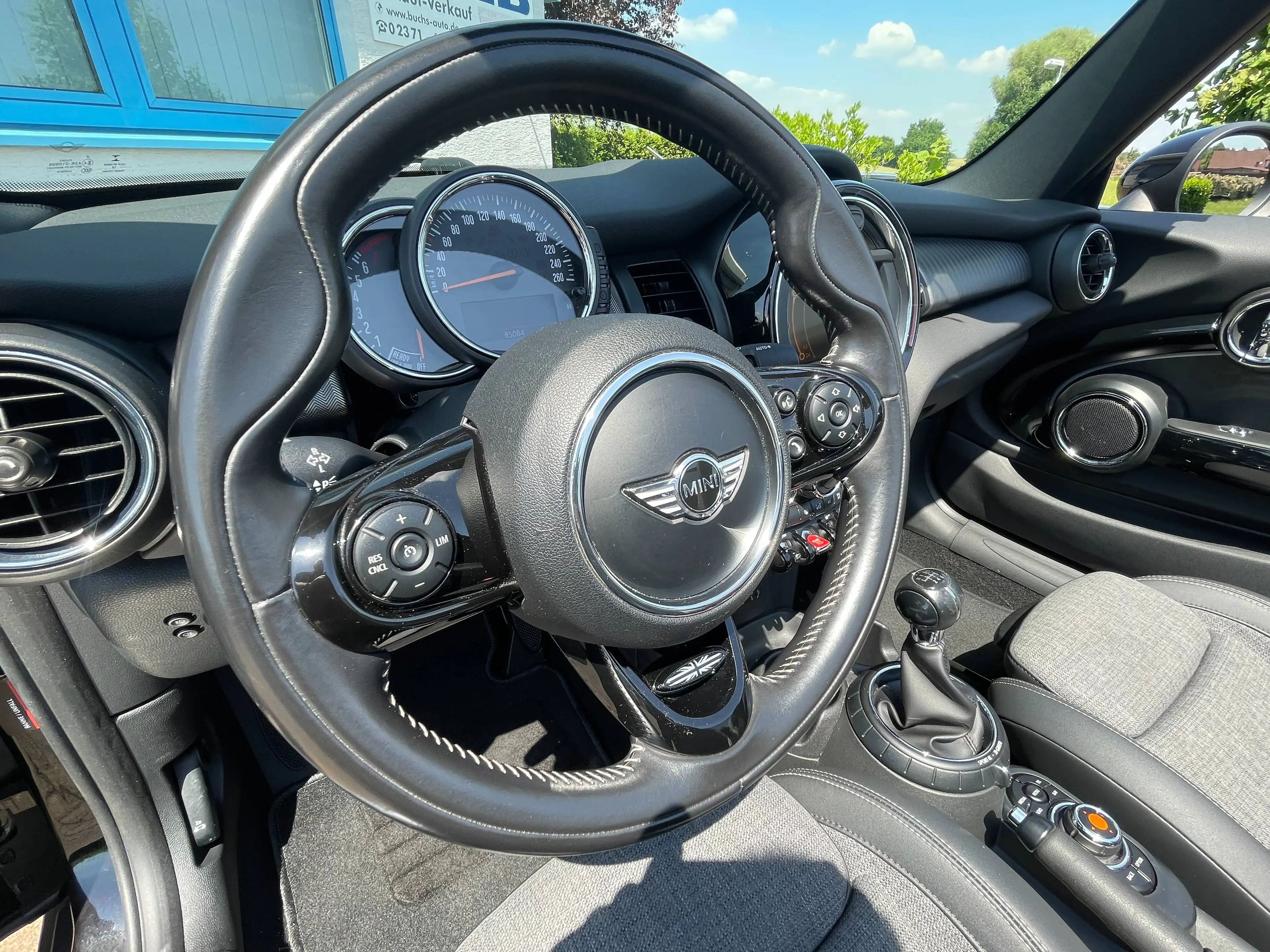 MINI Cooper Cabrio LED Teilleder Sportsitze Navi 17" — photo 12
