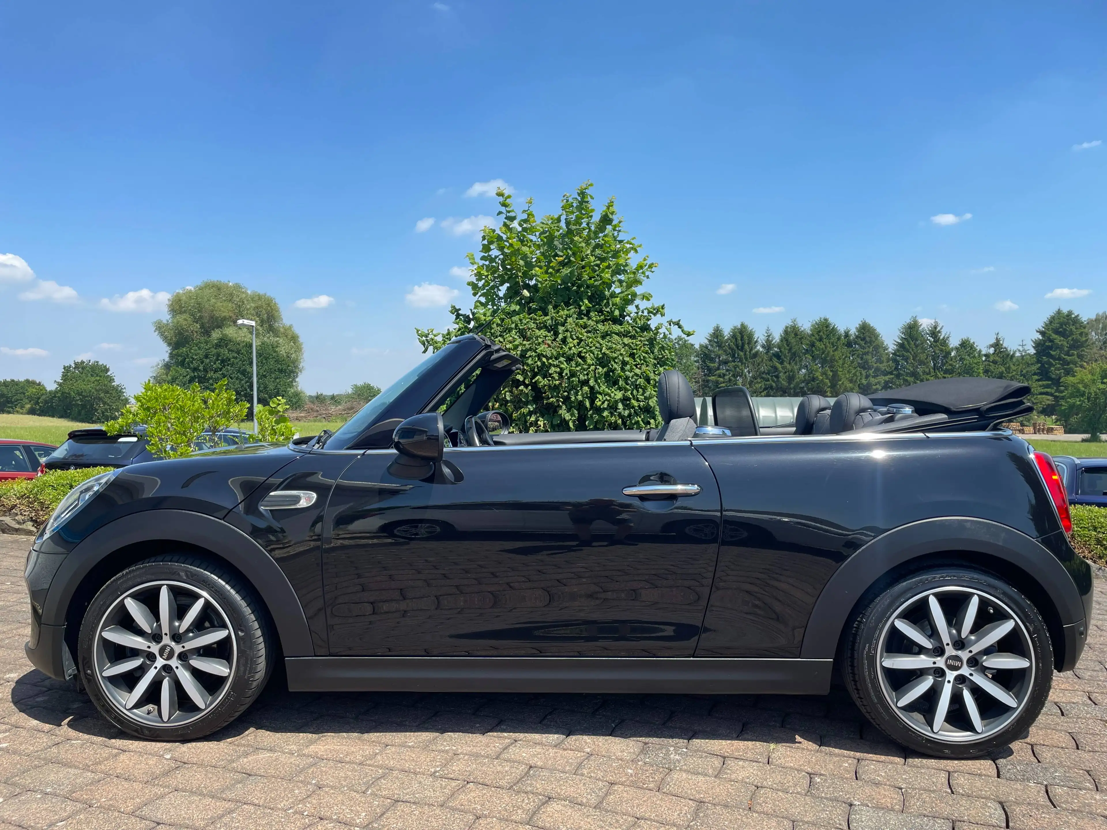 MINI Cooper Cabrio LED Teilleder Sportsitze Navi 17" — photo 14