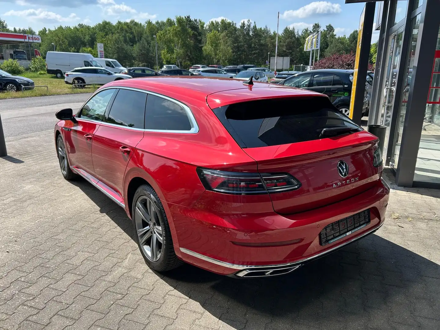 Volkswagen Arteon R-Line 2.0 TDI/AT/MATRIX/AHK/SHZ/NAVI/Assistenzsys Rood - 2