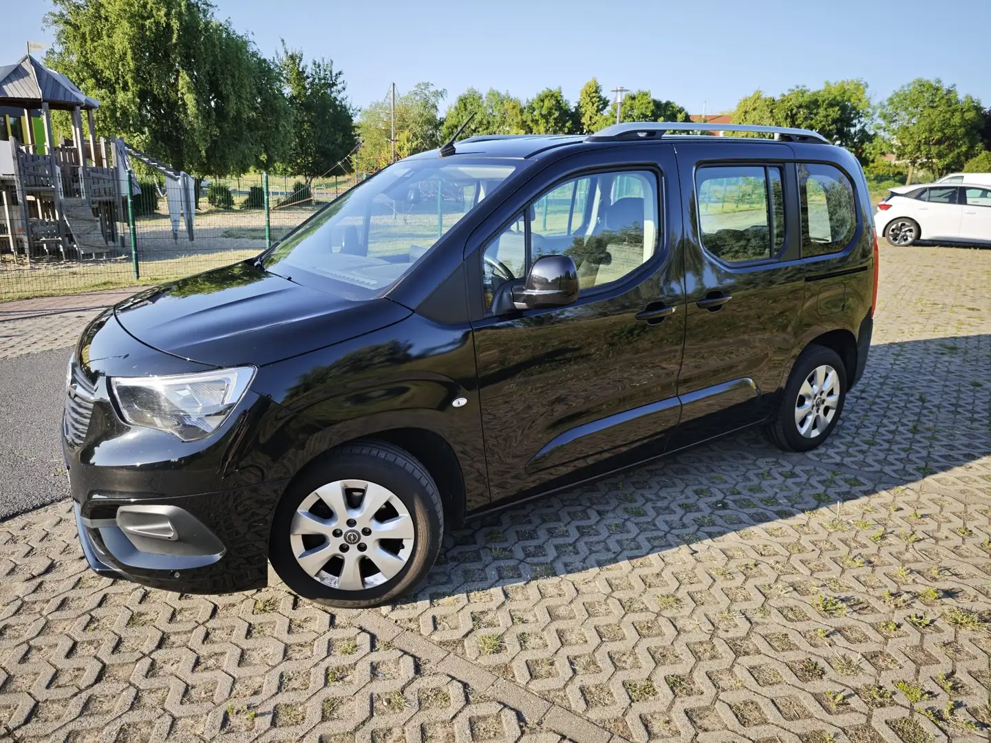Opel Combo Life 1.5 D Start/Stop Edition - 1