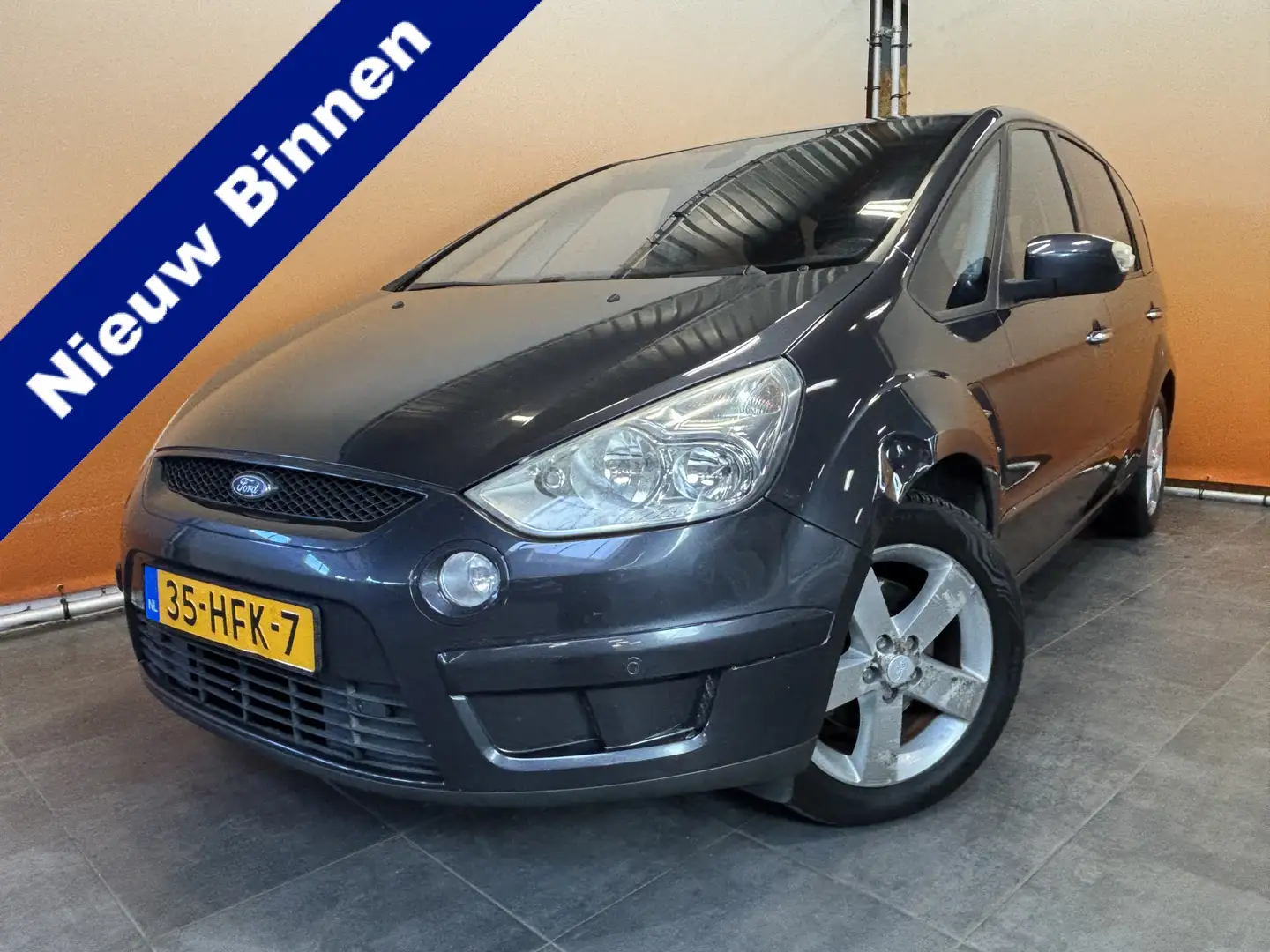 Ford S-Max 2.0-16V 7 zitter Grijs - 1