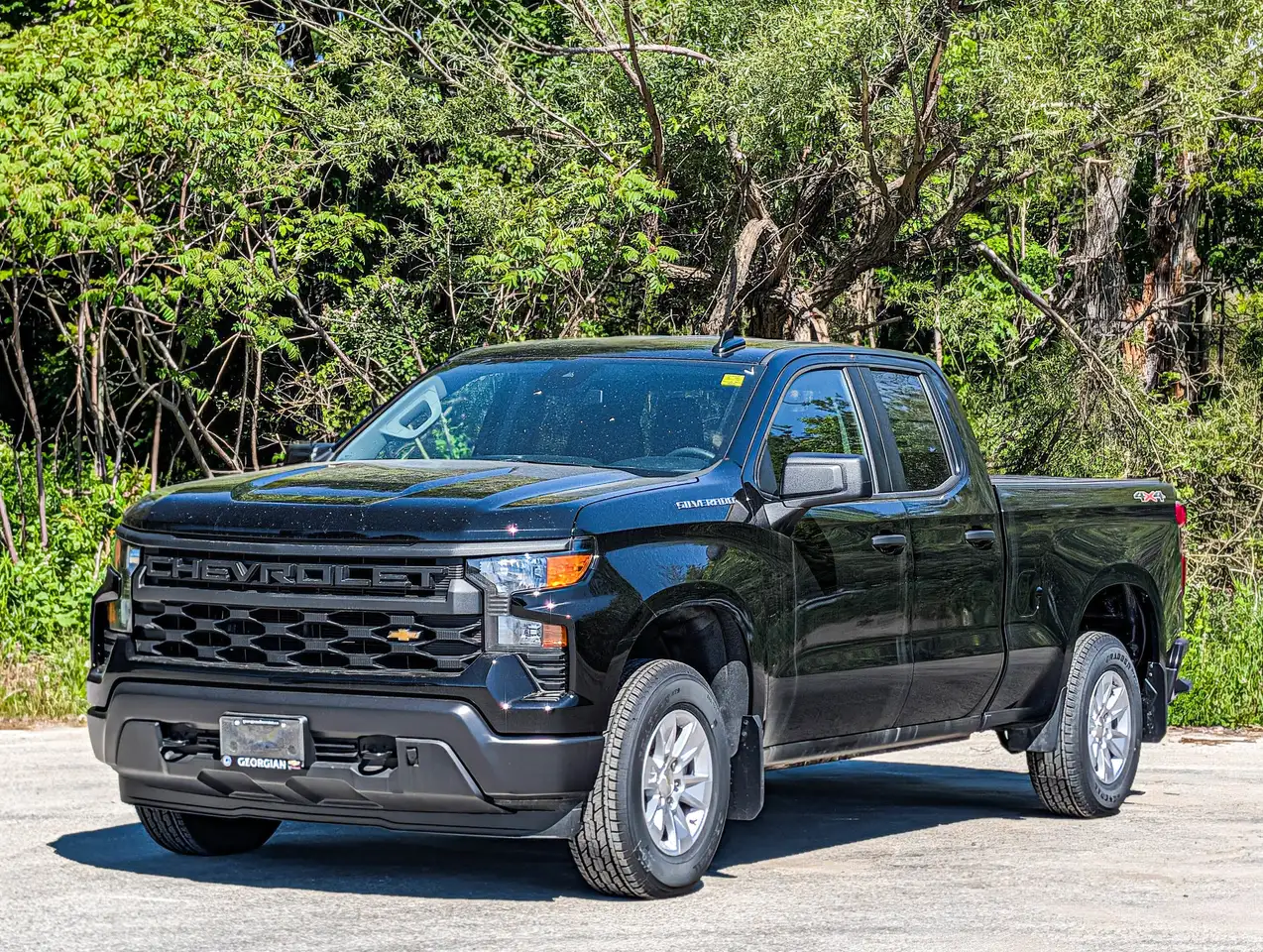 Chevrolet Silverado 1500 снимка Chevrolet Silverado 1500