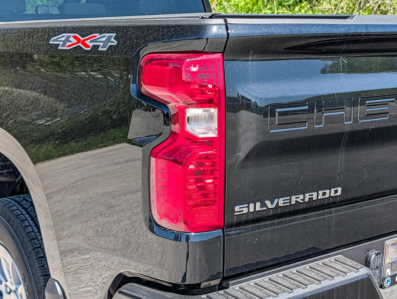 Chevrolet Silverado 1500 снимка Chevrolet Silverado 1500