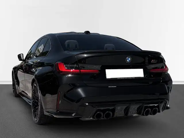 BMW M3 view 5