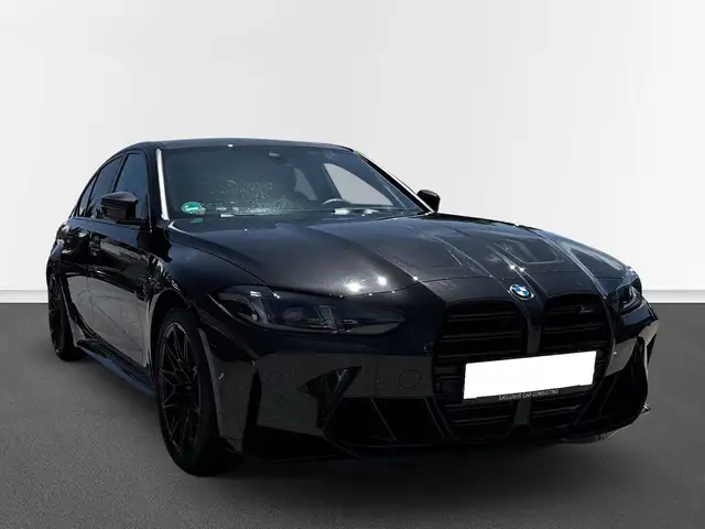 BMW M3 view 3