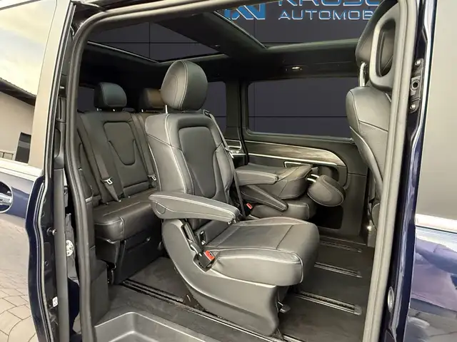 Mercedes-Benz V-Class view 13