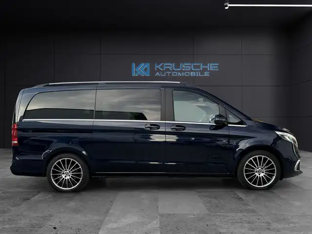 Mercedes-Benz V-Class view 6