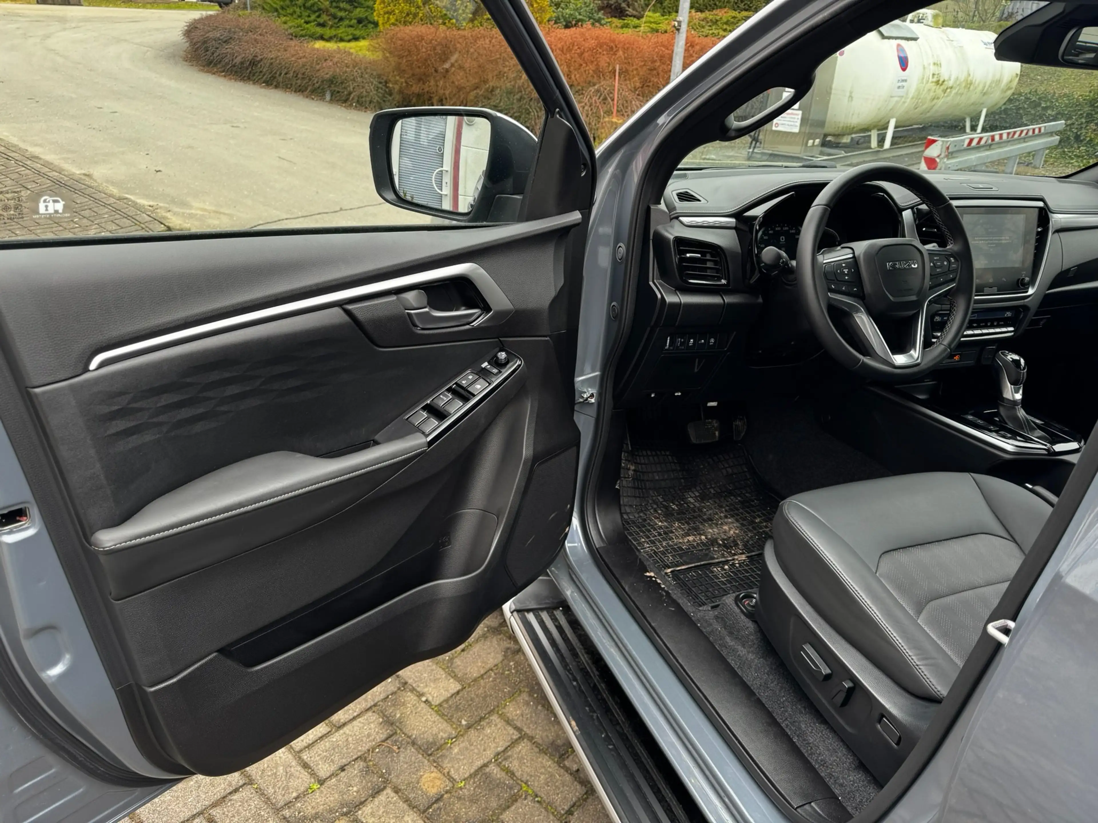 Isuzu D-Max Doka ,LSE ,Automatic,AHK,Wanne ,Bügel — photo 8