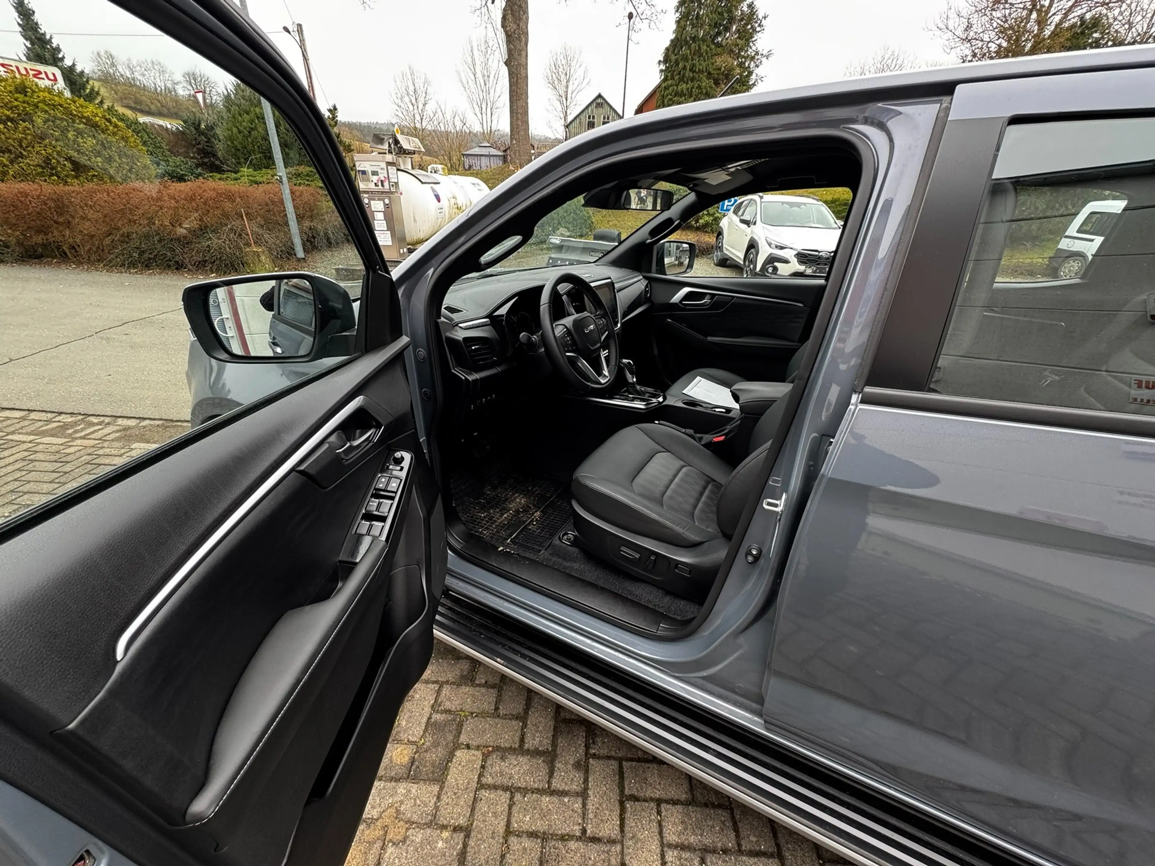Isuzu D-Max Doka ,LSE ,Automatic,AHK,Wanne ,Bügel — photo 9