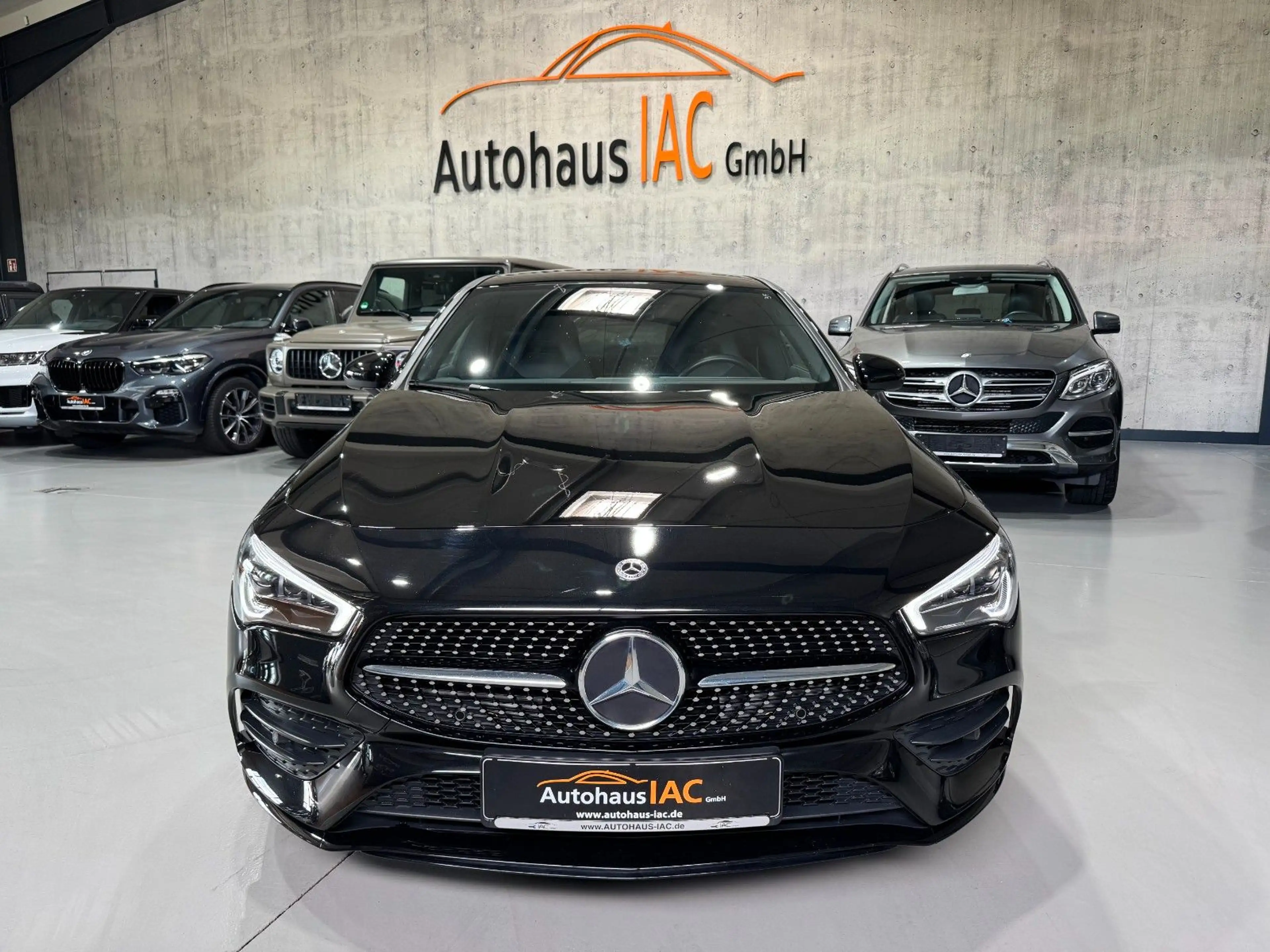 Mercedes-Benz CLA 220 d /AMG/AHK/SHZ/LED/NAVI/SPURH/RFK — photo 3