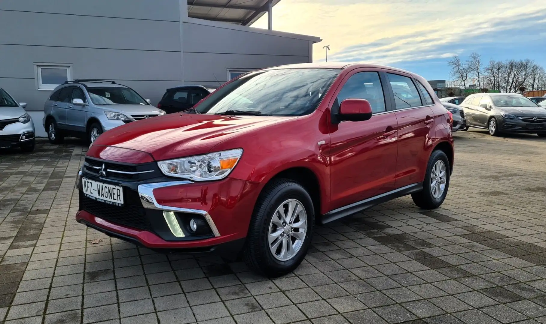 Mitsubishi ASX Diamant Edition+ 2WD KAMERA CarPlay/Android Rood - 1