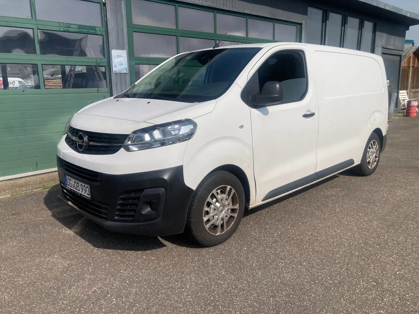 Opel Vivaro 1.5 D Klima PDC BT AHK TempomatEdition M (L2) Weiß - 1