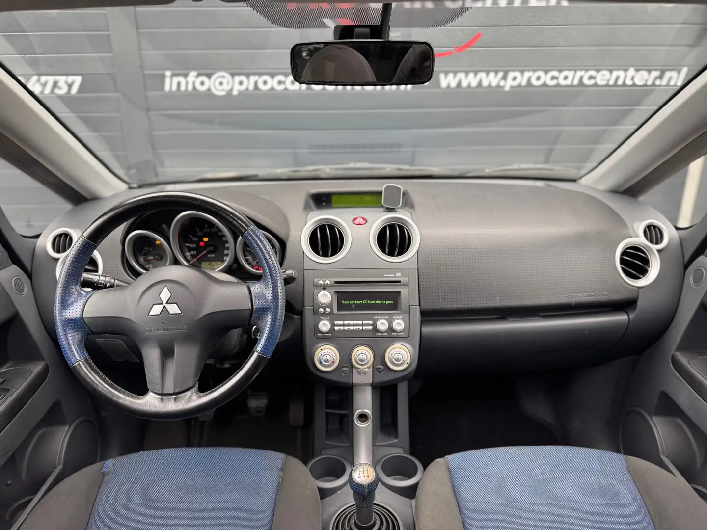 Mitsubishi Colt 1.5 d'Azur AIRCO|S.DAK|PDC|EL.RAMEN|LMV|NAP Blau - 2