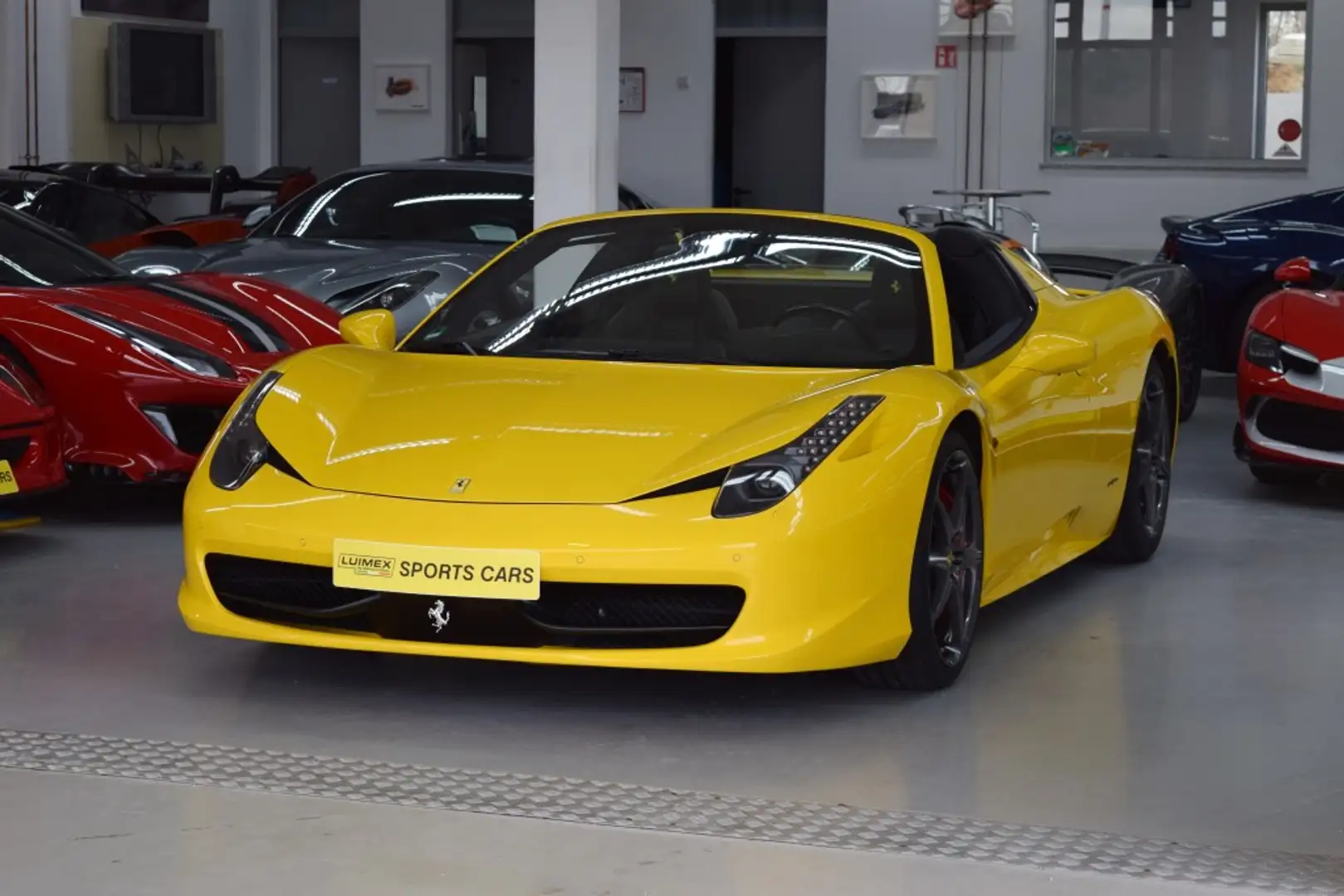 Ferrari 458 Spider Lifting *top Zustand* Gelb - 1