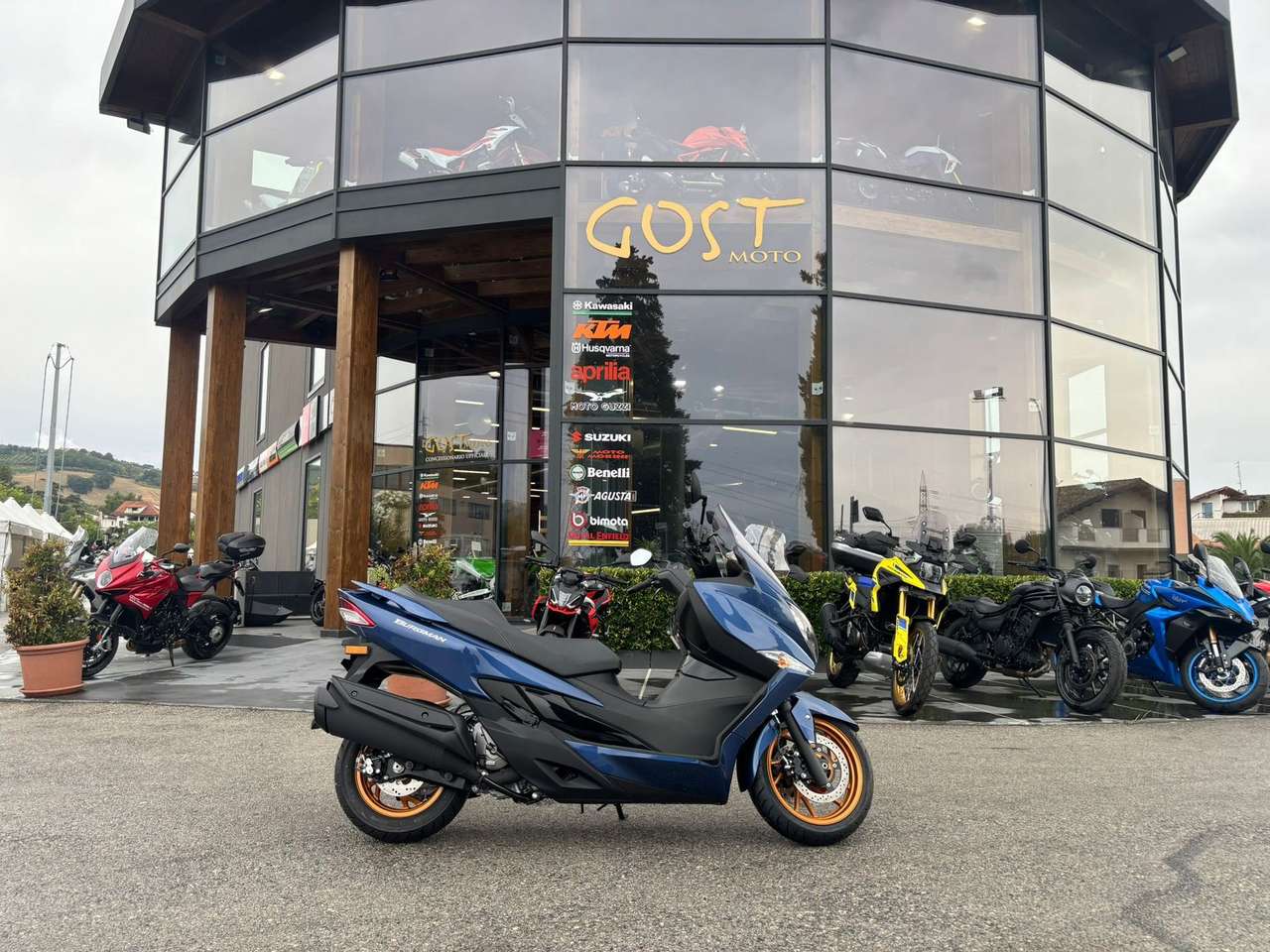 Suzuki Burgman 400