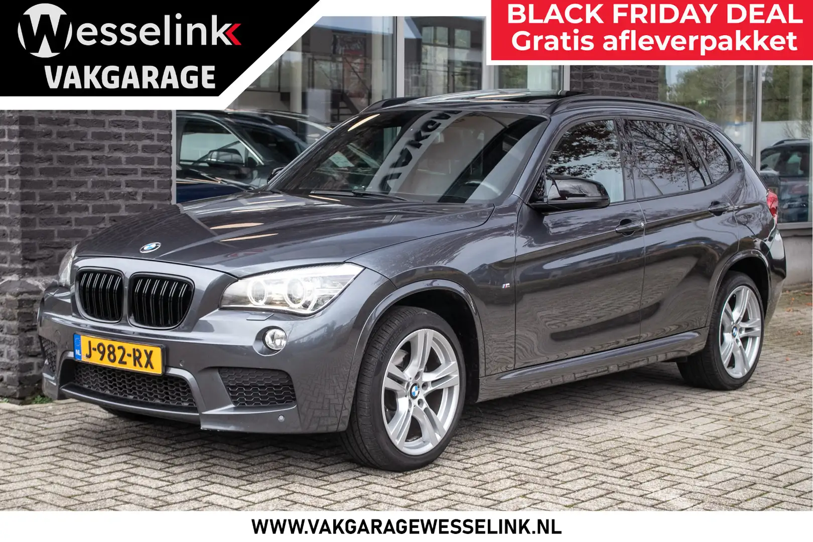 BMW X1 xDrive20i Executive - Pano dak | Leder | Navigatie Grau - 1