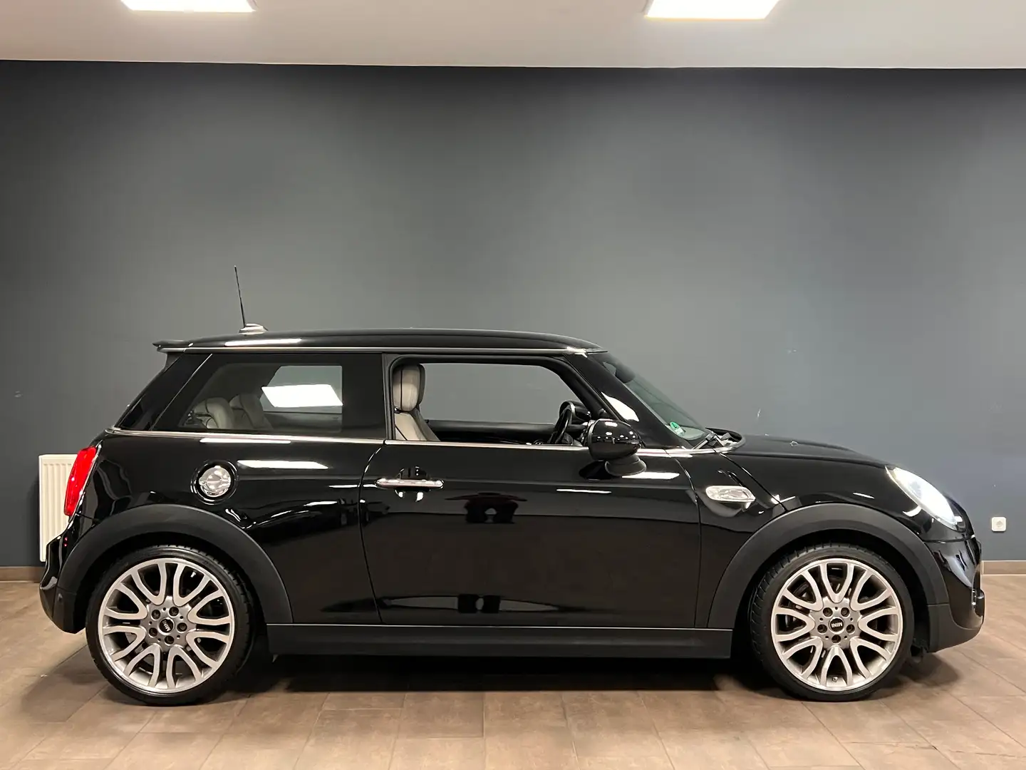 MINI Cooper S 2.0 Chili / LED / H&K / 18" / NAVI / LEDER / Nero - 2