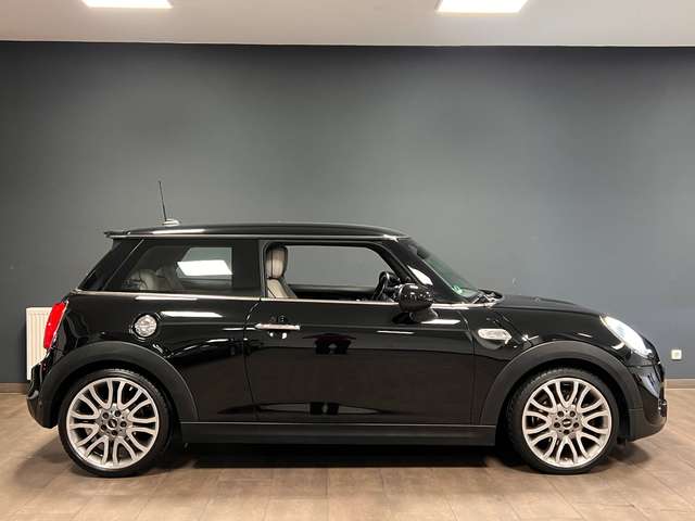 MINI Cooper S 2.0 Chili / LED / H&K / 18" / NAVI / LEDER /