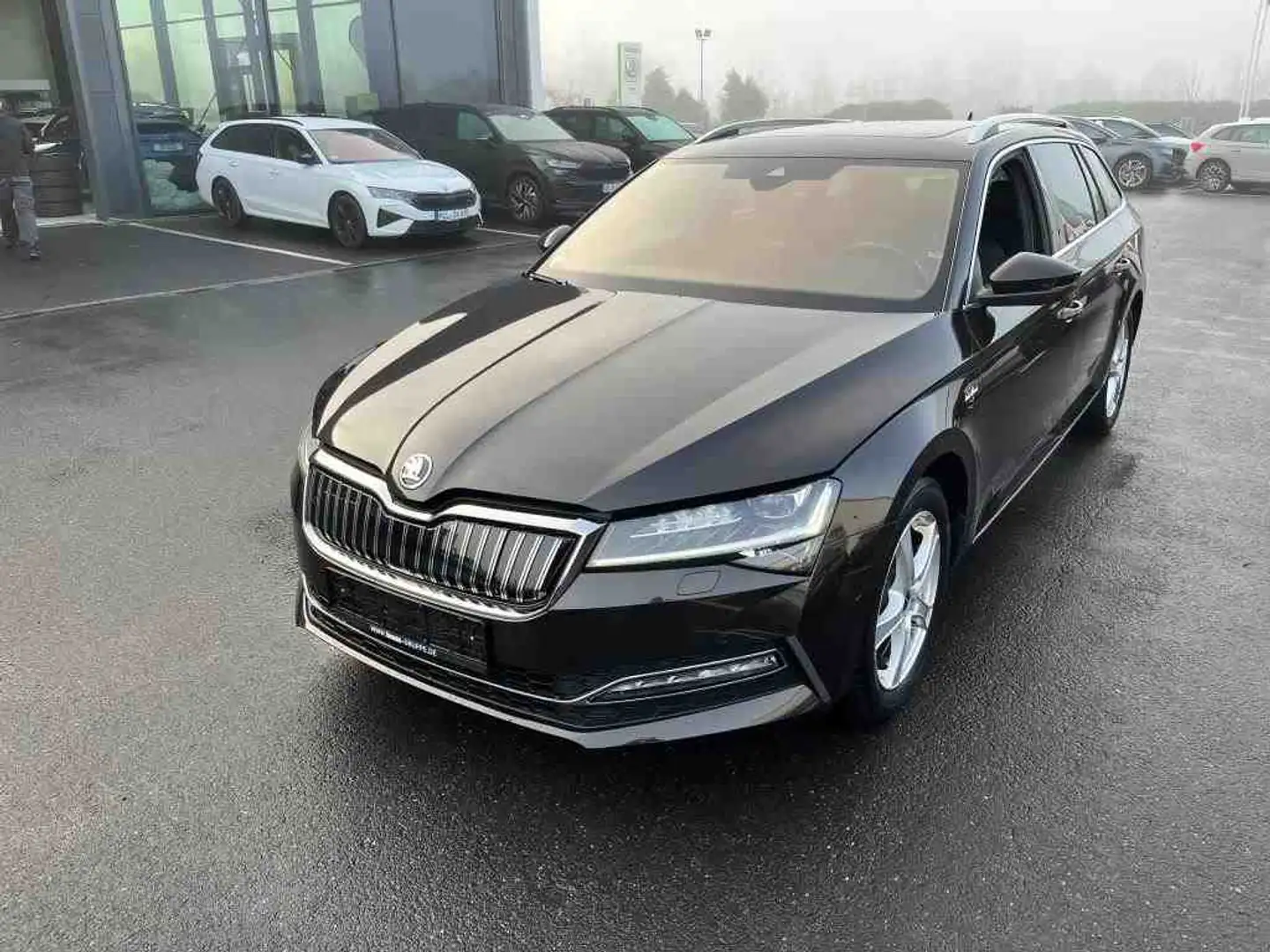 Skoda Superb Combi Laurin & Klement Matrix/Pano/AHK Braun - 2
