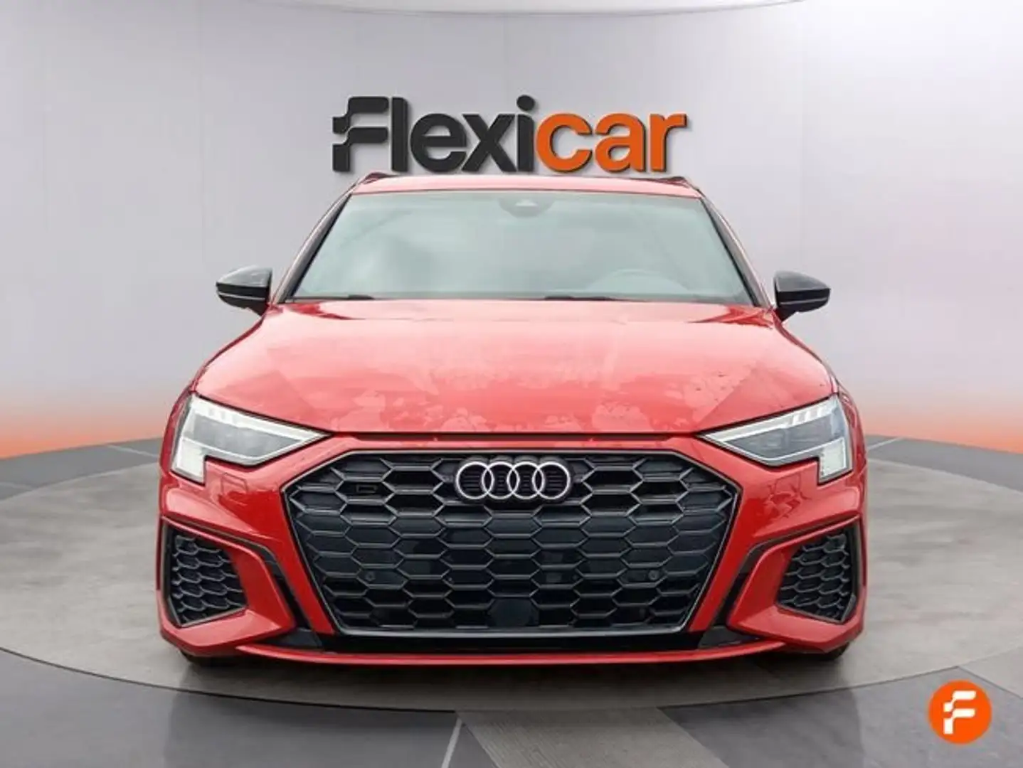 Audi A3 Sportback 40 TFSIe S line S tronic Rojo - 2