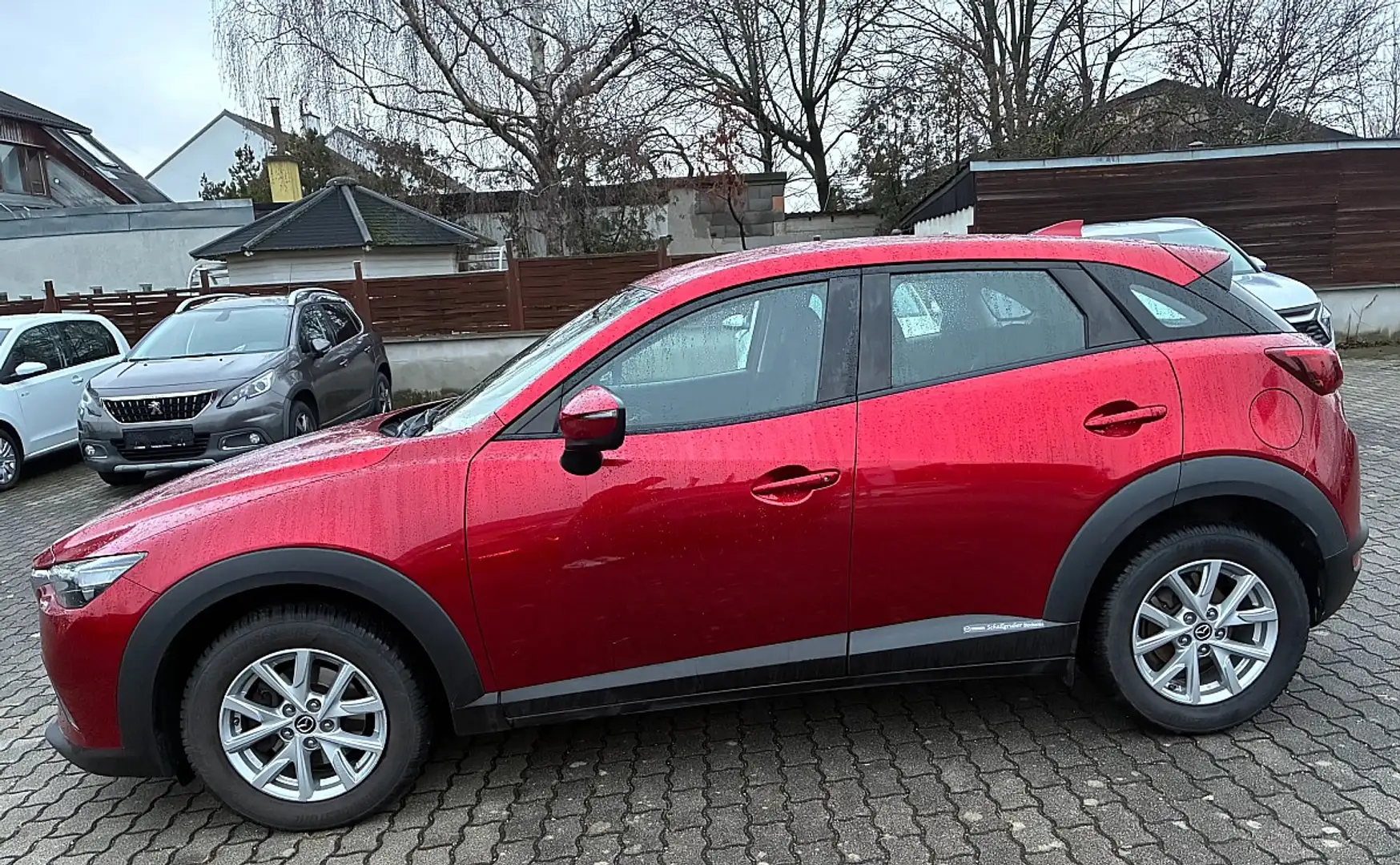 Mazda CX-3 G121 Emotion Rojo - 2