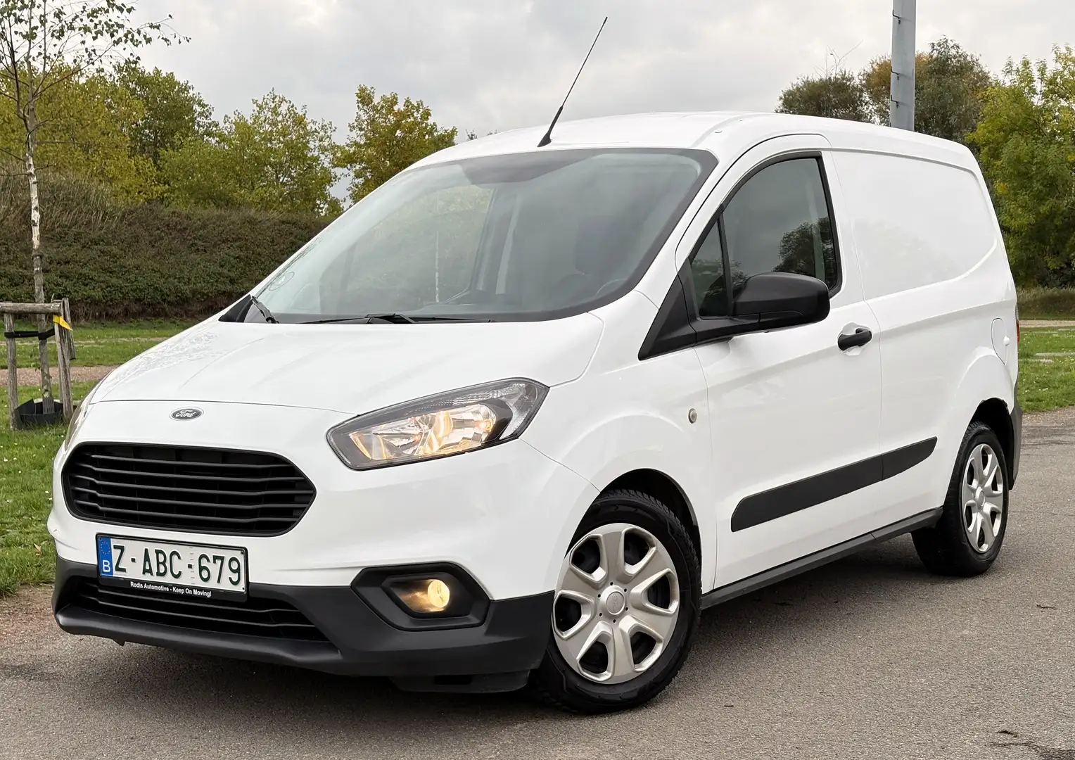 Ford Transit Courier 1.5 TDCi Trend *GARANTIE *CAMERA *AIRCO *CRUISE Blanc - 2