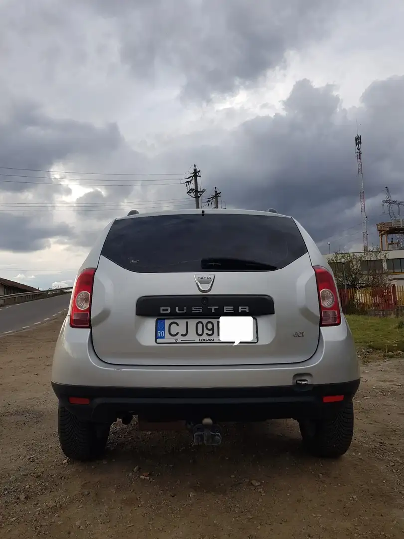 Dacia Duster dCi 110 FAP 4x4 Laureate Grau - 2