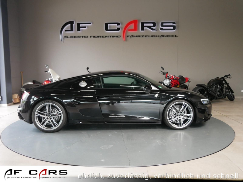 Audi R8 Coupe 5.2 RWD performance Keramik B&O — photo 5