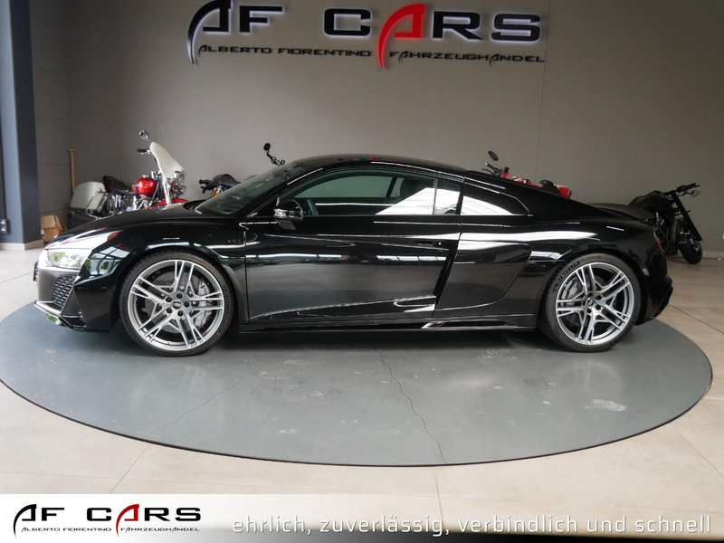 Audi R8 Coupe 5.2 RWD performance Keramik B&O — photo 4