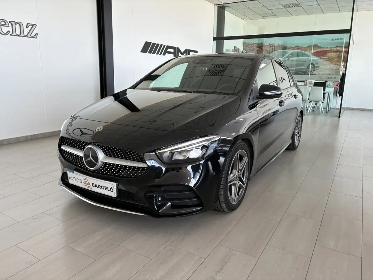 Mercedes-Benz B 220