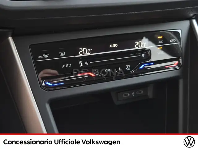 Volkswagen Polo view 14