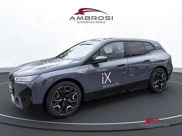 xDrive40 Pacchetto Sportivo