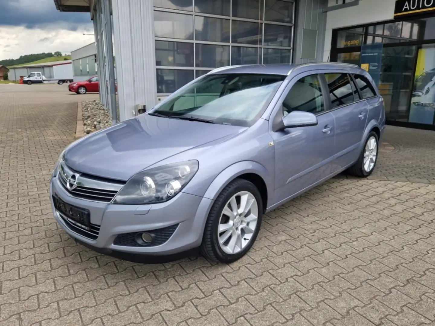 Opel Astra 1.7  Sport ***1.Hand*** Privatverkauf*** Grau - 1