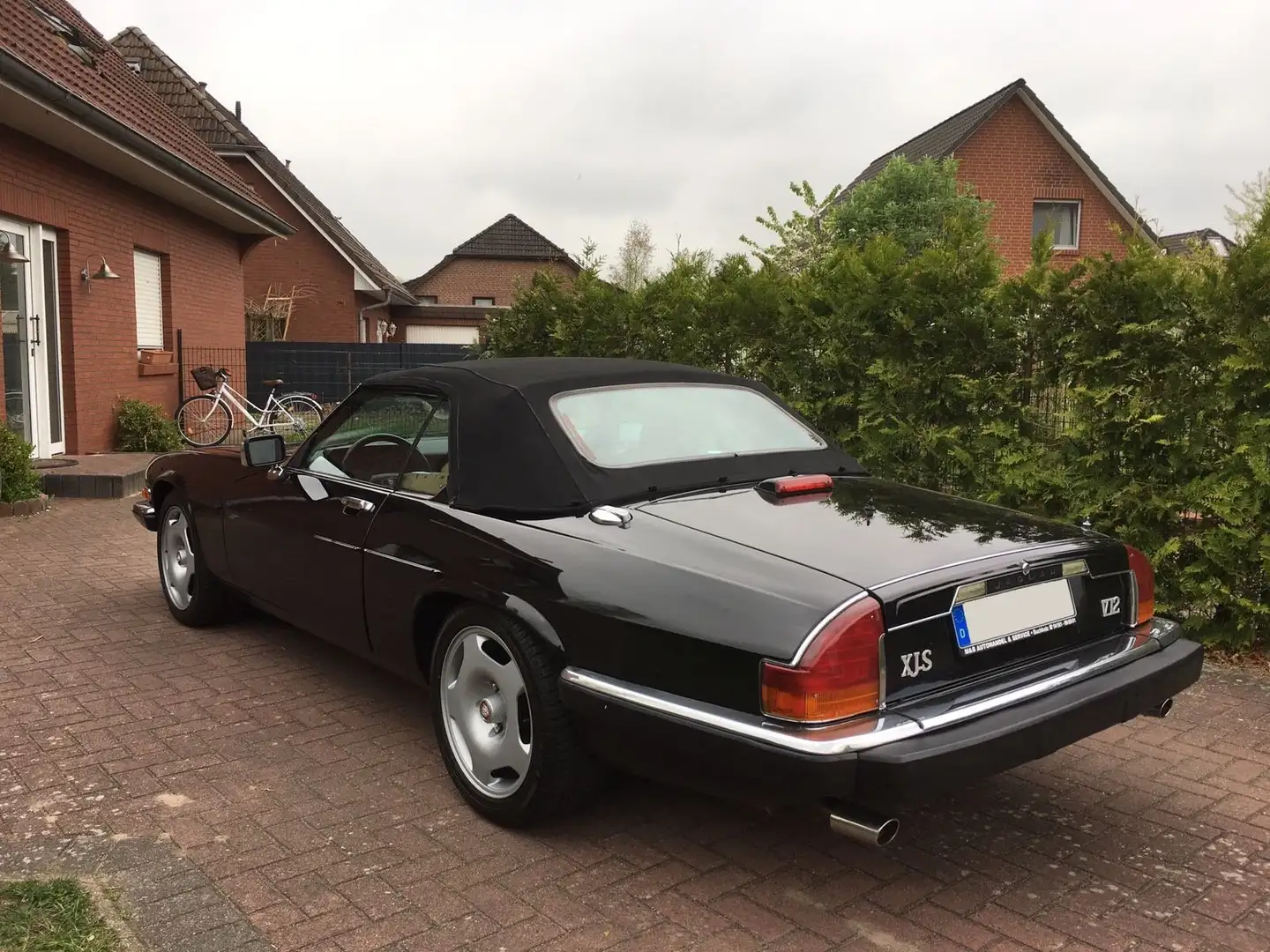Jaguar XJSC V12 Negru - 2